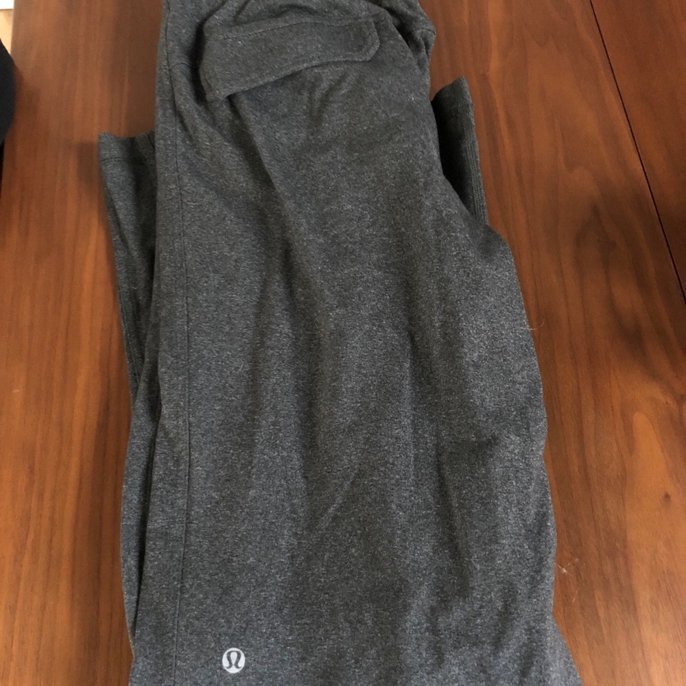 Lululemon Men’s Kung Fu pant size M